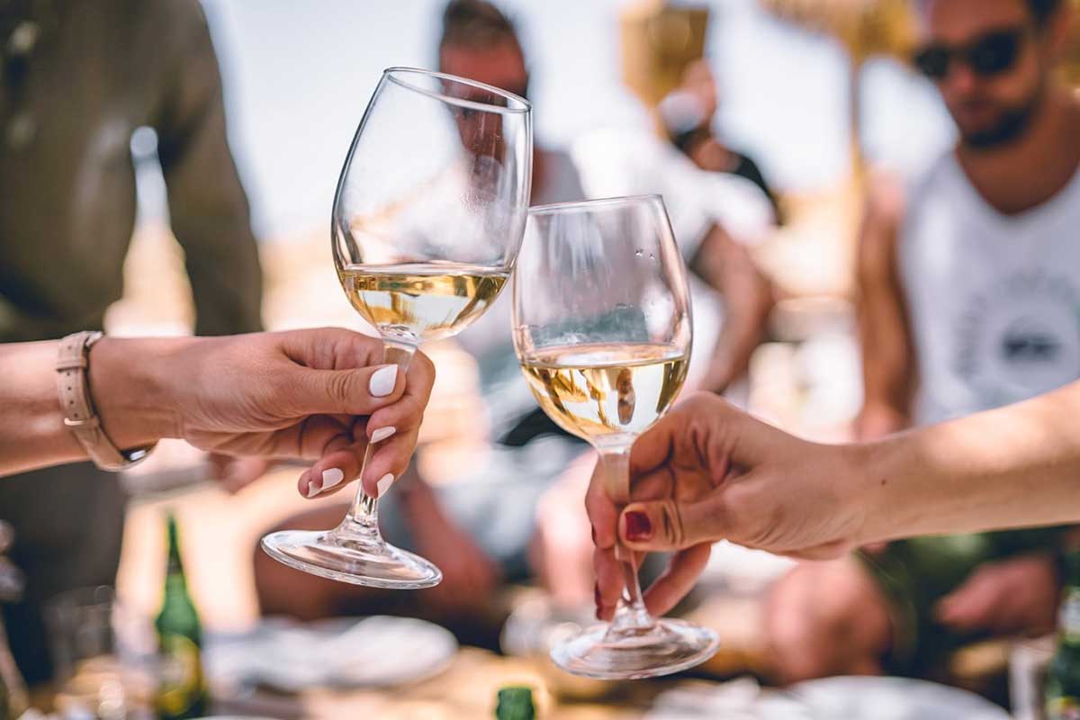 Dreaming of a Debt-Free Christmas? This One’s For You | The Women's Accountant It’s the Most Wine-Derful Time of the Year, Don’t Forget to Reflect - Dreaming of a Debt-Free Christmas? This One’s For You | The Women's Accountant